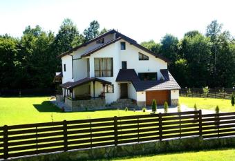 Casa de vacanta Divine Novaci has Balcony rooms