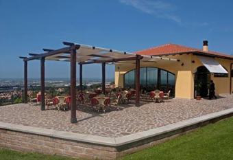 La Vista Agriturismo Boutique has Balcony rooms