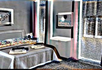 SEGESTA - DREAM ROOM has Balcony rooms