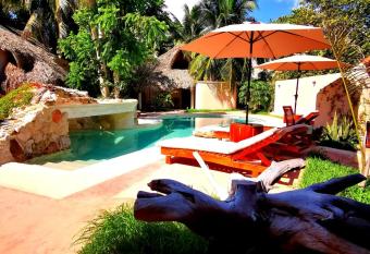 Hotel Circulo Bacalar has Balcony rooms