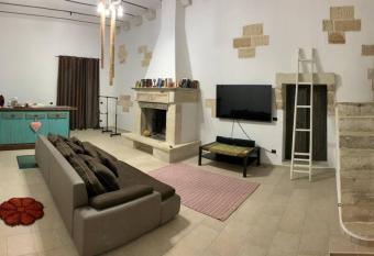 Lu Chiapparu has Balcony rooms