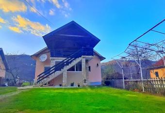 Sme  taj PETRONIJEVI   Bajina Ba  ta has Balcony rooms