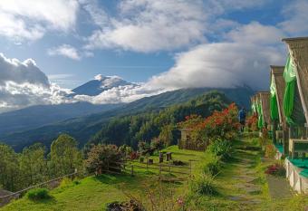 Bukitsari Sunrise Glamping has Balcony rooms
