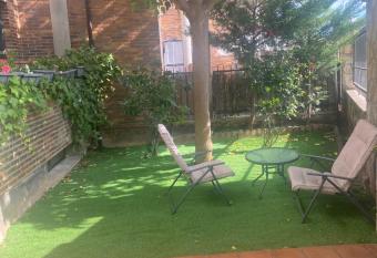 Las Moreras has Balcony rooms