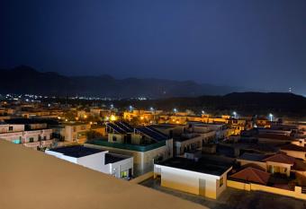 Stunning Hill View Apartment/ 2BR/ Central City has Balcony rooms