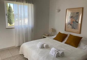 Typical TM Flat with a Terrace and Sea View in VSR allows 18 year olds to book a room