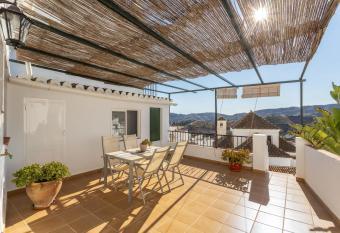 Casa Loli has Balcony rooms