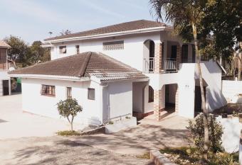 Gabade Guest House has Balcony rooms