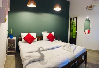 Pointbreak Surf & Stay allows 18 year olds to book a room