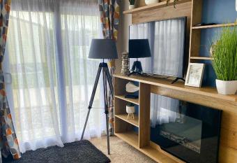 The Seascape, Padstow allows 18 year olds to book a room