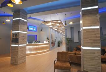 Granda Hotel allows 18 year olds to book a room