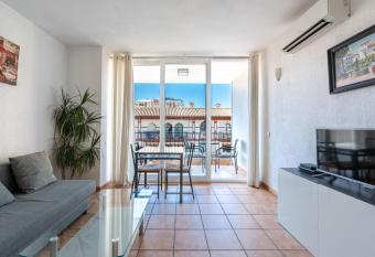 Apartment Fuengirola City Station has Balcony rooms