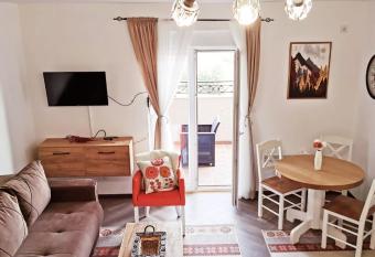 Apartman Lenka Zlatar has Balcony rooms