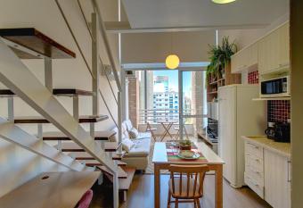 Aconchegante Duplex no Brooklin V has rooms with a private hot tub