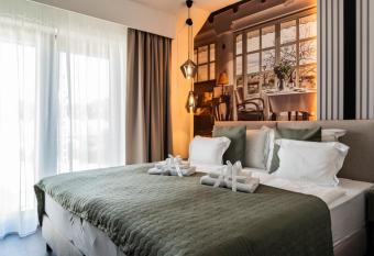 R  kusfalvy Borhotel   s Fogad   has Balcony rooms