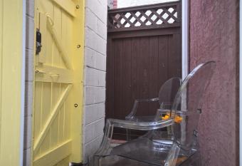 TLA - The Sunflower Suite - Penn's Landing allows 18 year olds to book a room