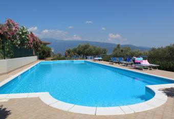 Oriolo has Balcony rooms