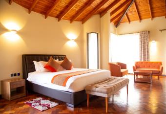 Elmer Resort & Spa Naivasha has rooms with a private hot tub