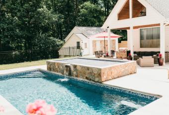 Oasis of Martinsville Pool Private Guest House has Balcony rooms