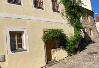   ateck   br  na has Balcony rooms