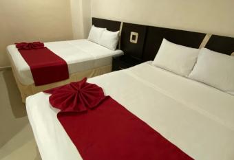 Suites La Roca by R&T allows 18 year olds to book a room