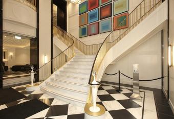 Stylish Downtown Toronto Residential Hotel has rooms with a private hot tub