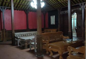 Wisma Satya Sendang Sholawat has Balcony rooms