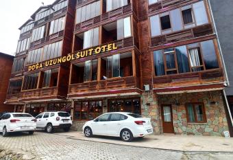 Do  a Suite Hotel allows 18 year olds to book a room