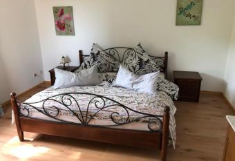 Gem  tliches Nest f  r zwei Personen zum Ausspannen has Balcony rooms