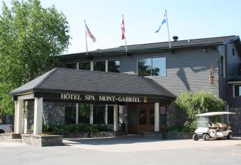 H  tel Mont Gabriel has Balcony rooms