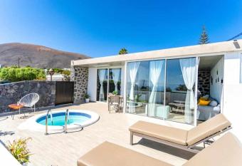 Suites Bene LANZAROTE has Balcony rooms