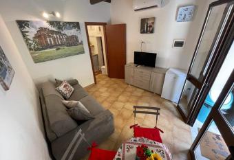 B&B Via Abele Damiani allows 18 year olds to book a room