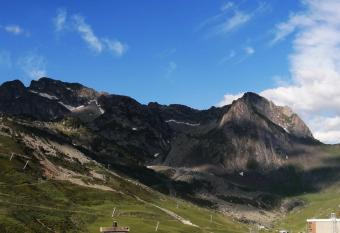 Studio 6 places has Balcony rooms