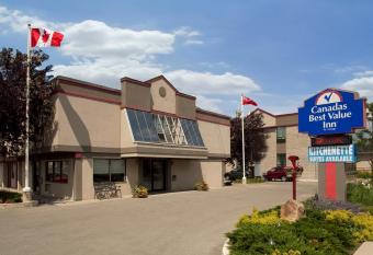 Canadas Best Value Inn Toronto allows 18 year olds to book a room