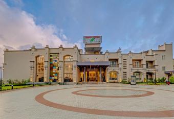 Grand Victoria The Fern Resort & Spa, Panchgani - Mahabaleshwar has Balcony rooms