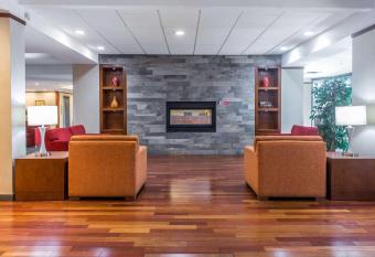 Ramada Plaza by Wyndham Montreal allows 18 year olds to book a room