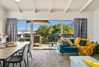Mercy of Lake Taupo has Balcony rooms