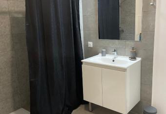 SPA D  tente jacuzzi cin  ma farniente has Balcony rooms