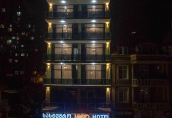 HOTEL LORD has Balcony rooms