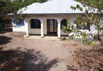 EWASO MAASAI APARTMENT has Balcony rooms