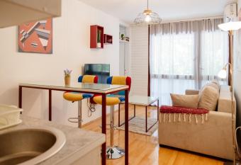 Urban City Center has Balcony rooms