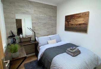 Private Room in Shared House allows 18 year olds to book a room