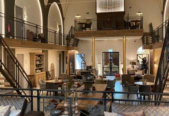 KerkHotel Biervliet allows 18 year olds to book a room