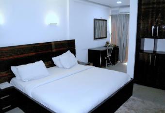 Park Hotels allows 18 year olds to book a room