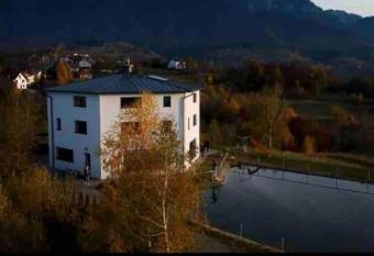 Vila Panorama has Balcony rooms