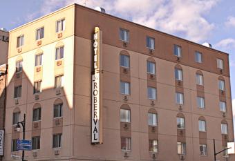 Hotel Le Roberval allows 18 year olds to book a room