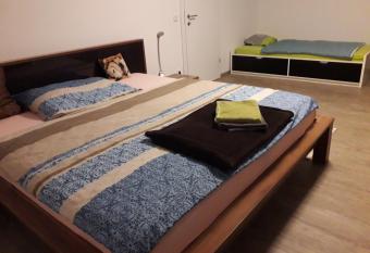 Apartment mit 4 Betten BESTROOMS eU has Balcony rooms