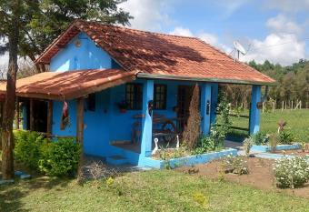 chaler Sao Jorge allows 18 year olds to book a room