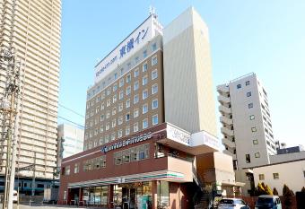 Toyoko Inn Yokohama Shinkoyasu Ekimae has Smoking rooms