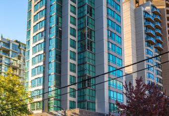 Landis Hotel & Suites allows 18 year olds to book a room